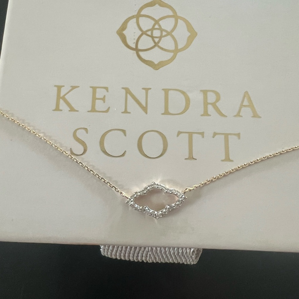 Kendra Scott Small Abbie 14K Yellow Gold Pendant Necklace with Diamonds